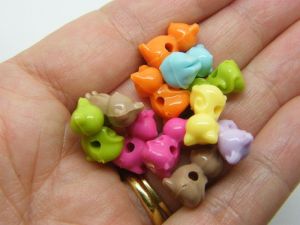 100 Cat beads random mixed acrylic AB427