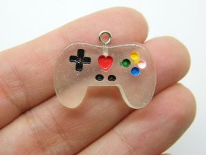 4 Game control pendants clear resin P619