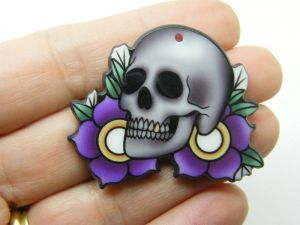 2 Skull flower pendants acrylic HC1284
