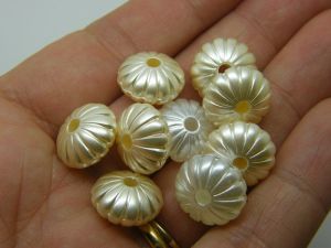 50 Flower beads silvery golden random pearl acrylic BB729