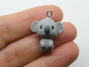4 Koala charms grey resin A665