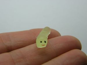 8 Caterpillar miniature embellishments green resin A1223
