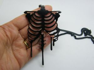 1 Skeleton torso pendant black acrylic tone HC