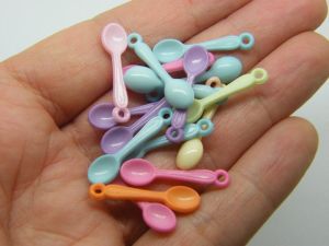 100 Spoon charms random mixed acrylic FD536 