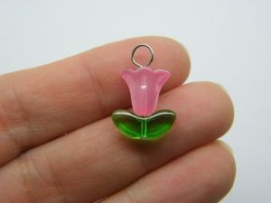 8 Flowers charms pink and green glass beads F295