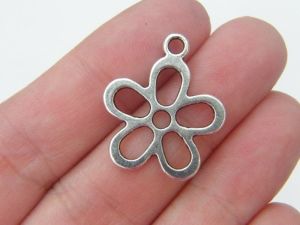 10 Flower charms antique silver tone F7