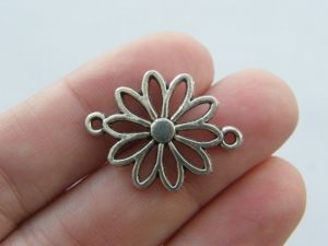 8 Flower connector charms antique silver tone F78