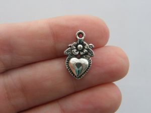 10 Heart charms antique silver tone H28