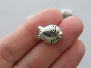 6 Fish spacer beads antique silver tone FF489