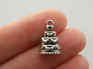 8 Wedding cake charms charms antique silver tone FD285