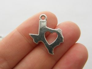 8 Texas map charms antique silver tone WT85